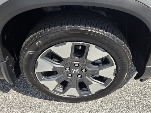 Used 2026 Honda Pilot Touring image 11