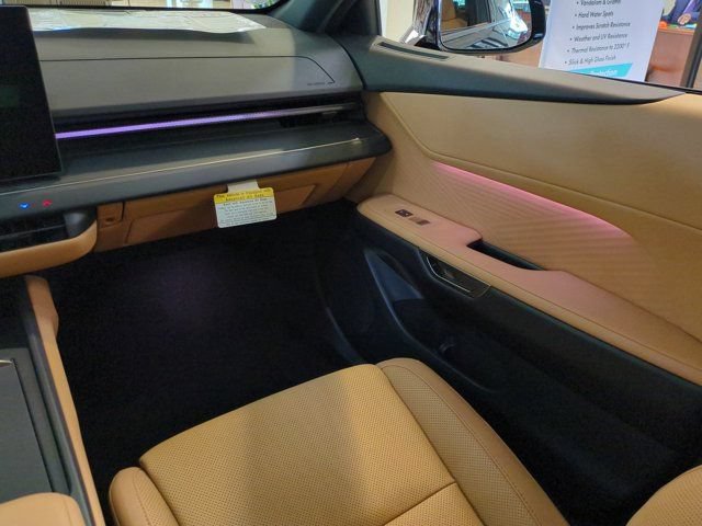 New 2026 Lexus ES 350e FWD image 15