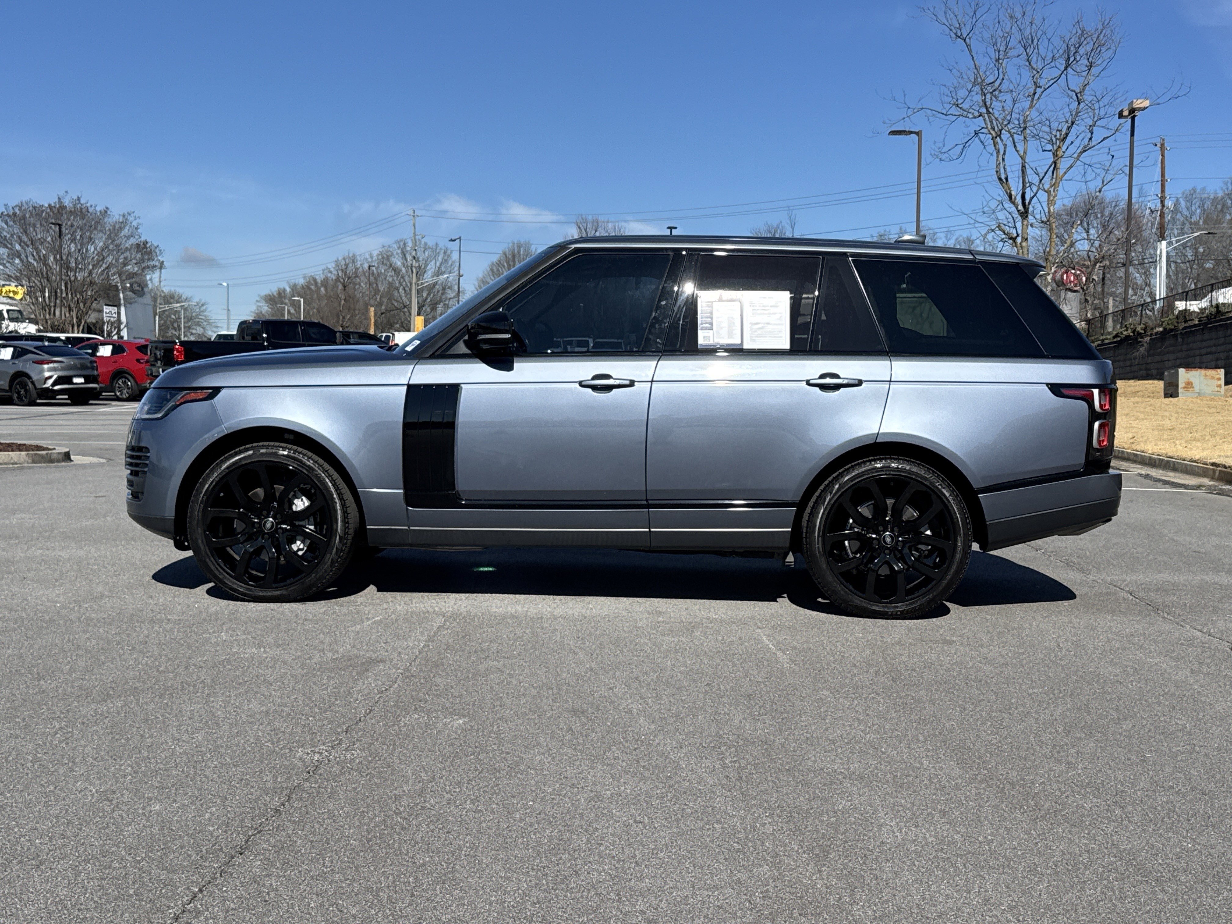 Used 2021 Land Rover Range Rover image 7