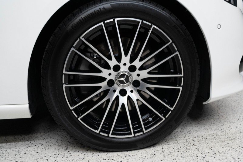 Certified 2026 Mercedes-Benz C 300 Sedan image 10