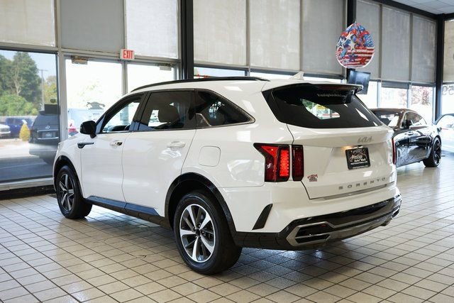 Used 2022 Kia Sorento S image 5