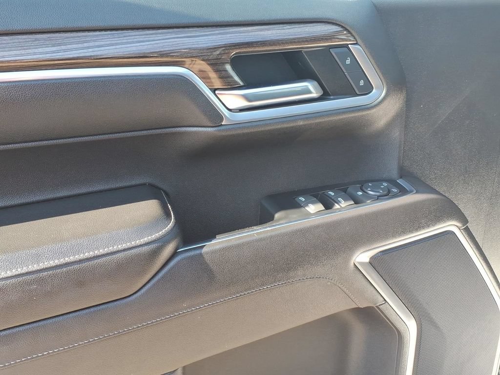 Certified 2022 Chevrolet Silverado 1500 LT AWD/4WD image 11