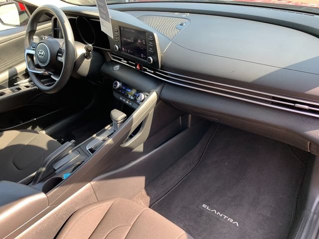 Certified 2023 Hyundai Elantra SEL w/ Cargo Package FWD image 11