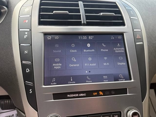 Used 2020 Lincoln MKZ FWD image 20