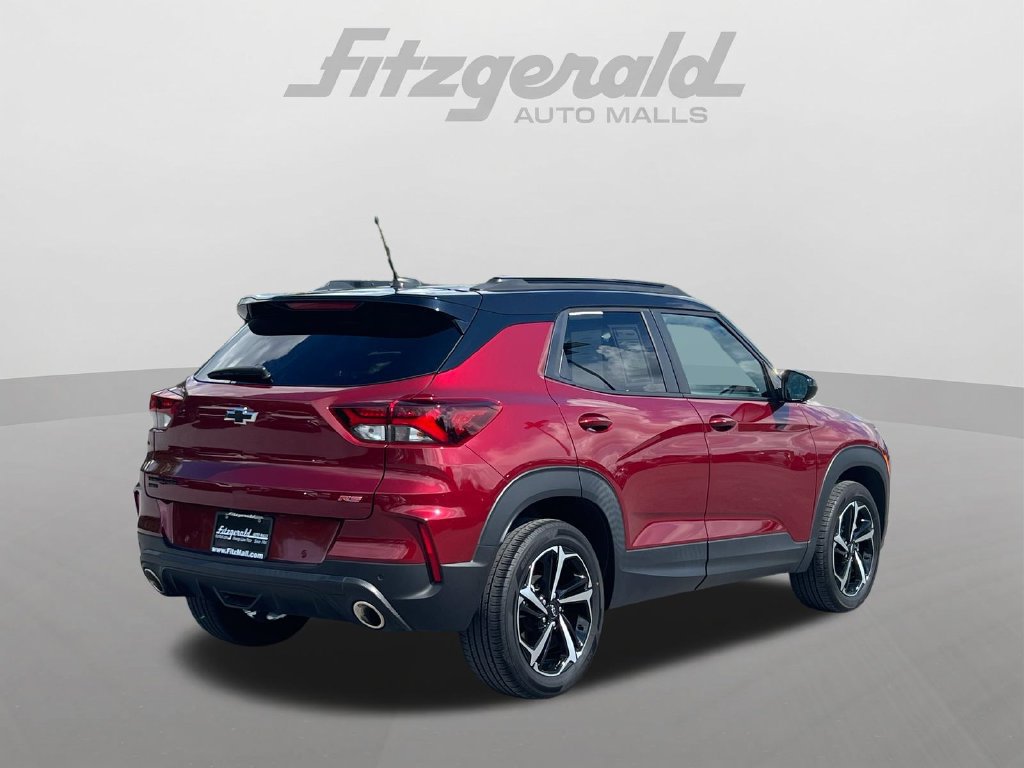 Used 2023 Chevrolet TrailBlazer RS w/ Sun and Liftgate Package AWD/4WD image 8