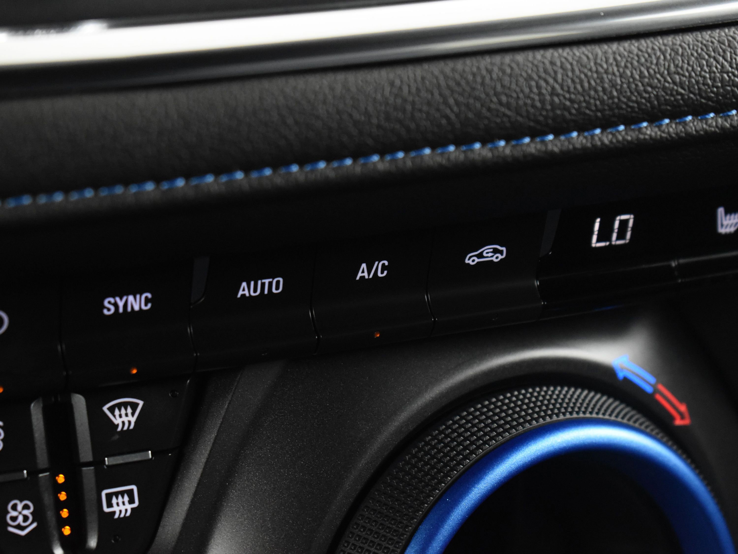 Used 2023 Chevrolet Blazer RS image 44