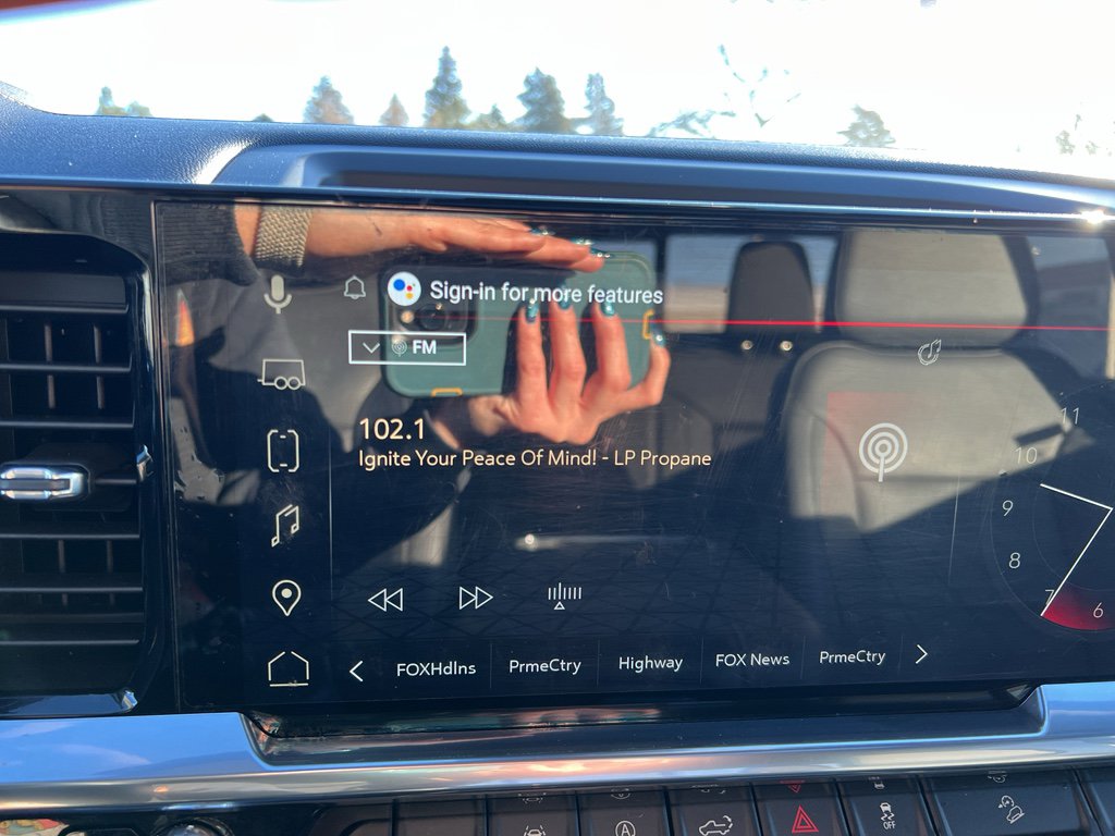 Used 2023 GMC Sierra 1500 SLT w/ SLT Premium Package image 30