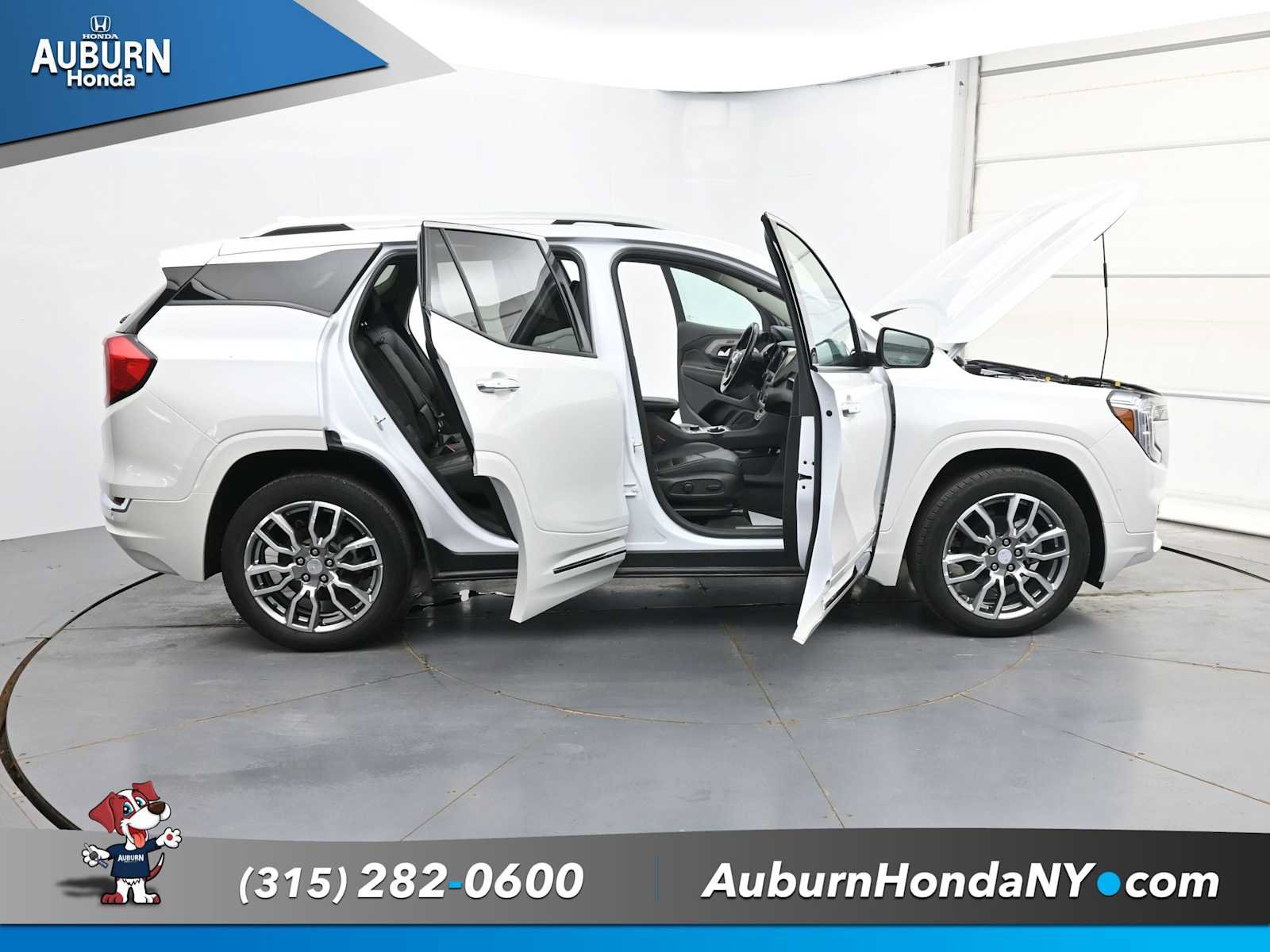 Used 2022 GMC Terrain Denali w/ Denali Premium Package AWD/4WD image 42