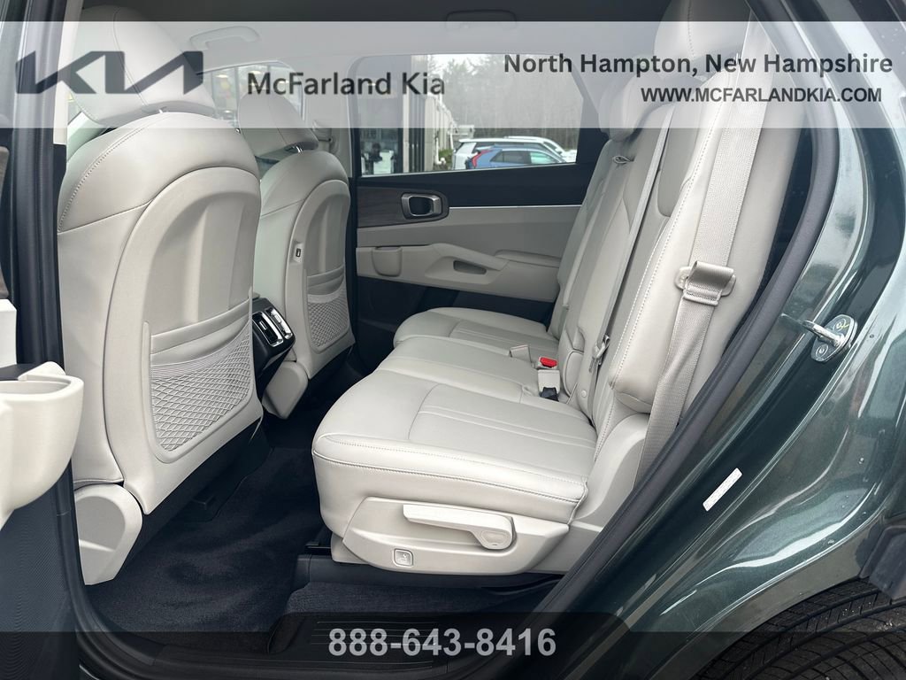 Used 2023 Kia Sorento S AWD/4WD image 31