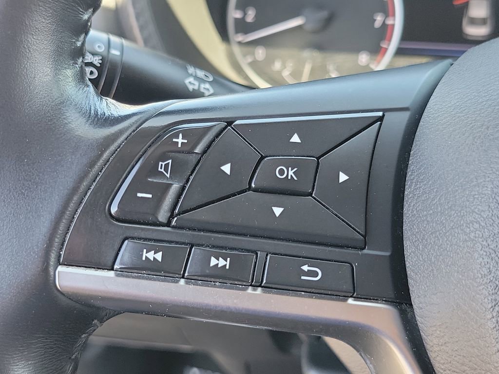 Used 2020 Nissan Sentra SV image 22