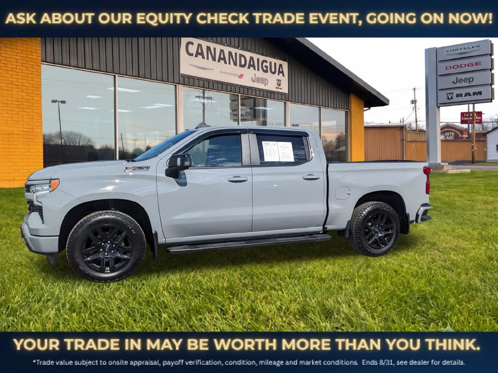 Used 2025 Chevrolet Silverado 1500 RST AWD/4WD image 2