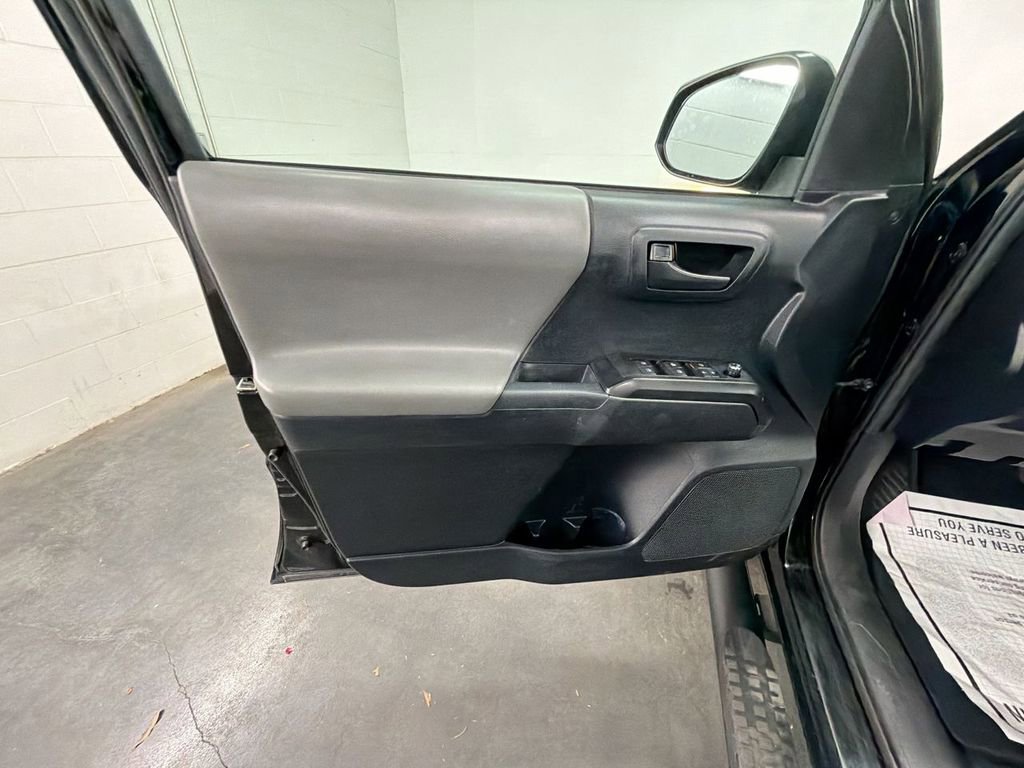 Used 2017 Toyota Tacoma SR w/ SR Convenience Package image 19