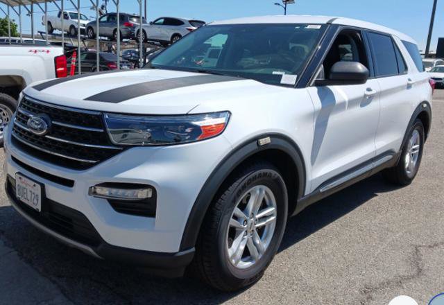 Used 2020 Ford Explorer XLT w/ Equipment Group 202A image 2