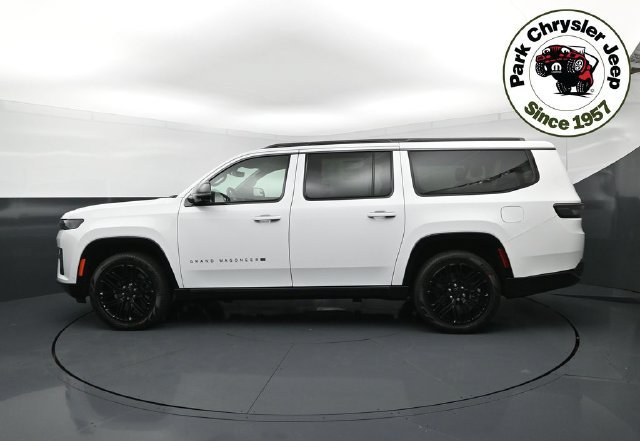New 2026 Jeep Grand Wagoneer L Limited AWD/4WD image 3