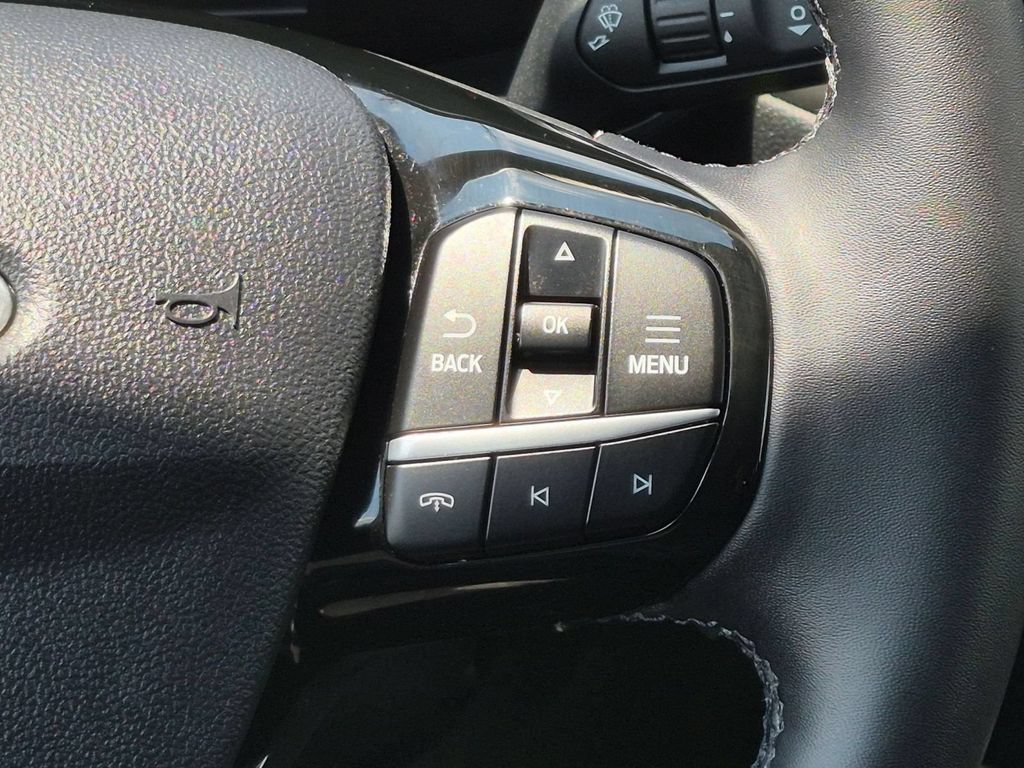 Used 2023 Ford Escape Active w/ Tech Pack #1 AWD/4WD image 17