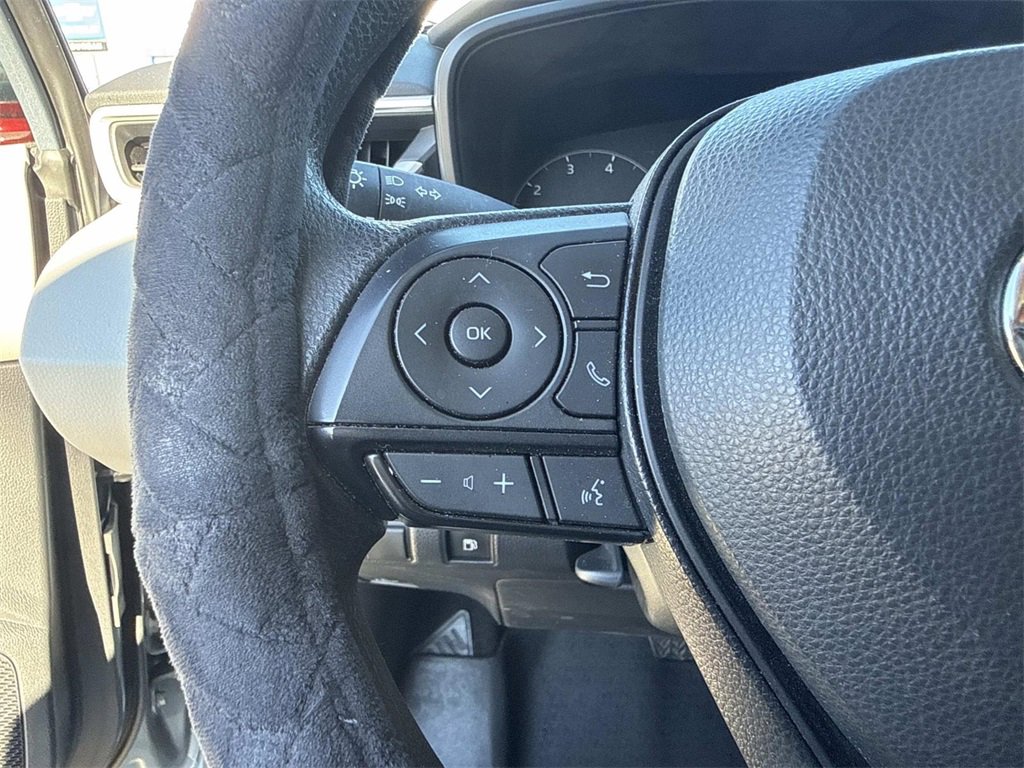 Used 2024 Toyota Corolla LE image 15