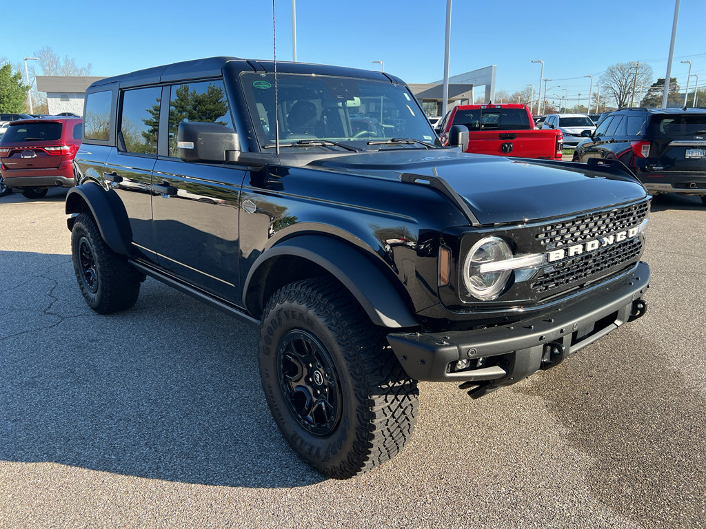 Used 2023 Ford Bronco Wildtrak image 10