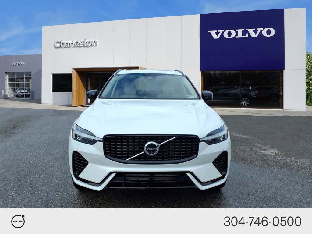 Certified 2024 Volvo XC60 T8 Plus w/ Climate Package image 8