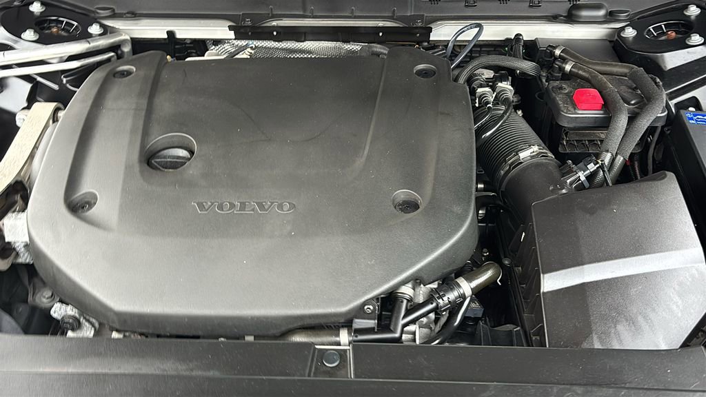 Certified 2023 Volvo XC90 B6 Plus AWD/4WD image 31