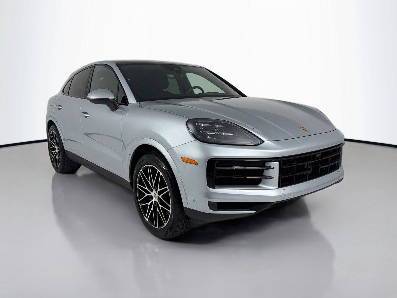 Certified 2025 Porsche Cayenne Coupe AWD/4WD image 30