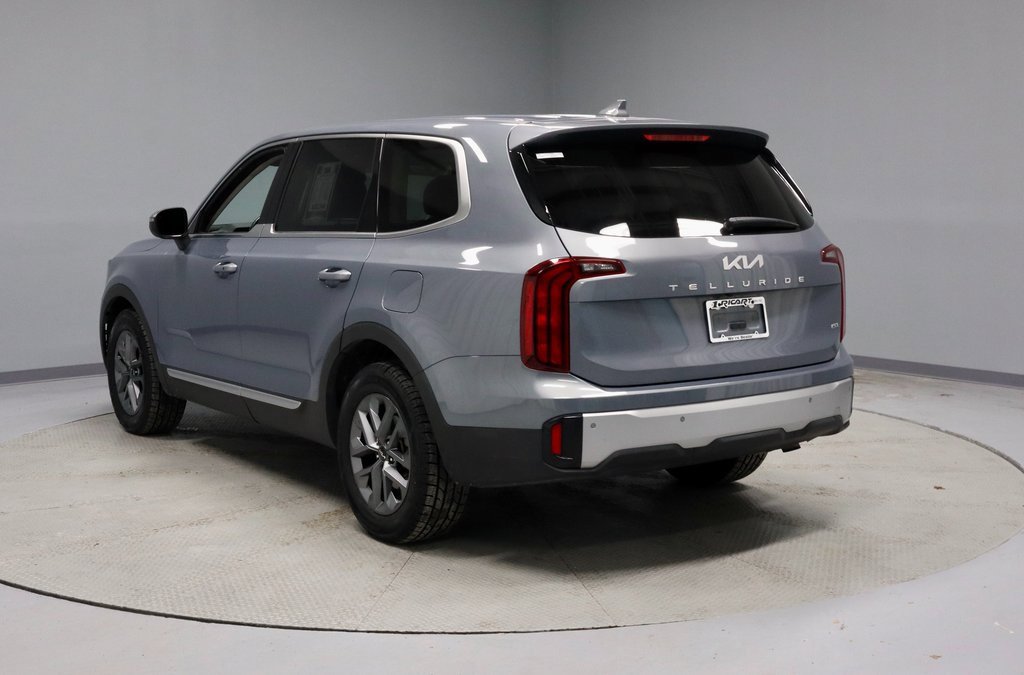 Used 2023 Kia Telluride LX image 9