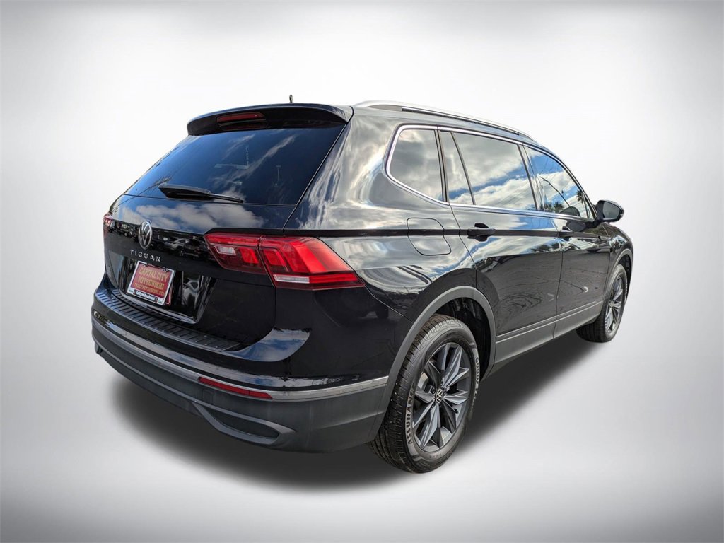 Used 2022 Volkswagen Tiguan SE image 4