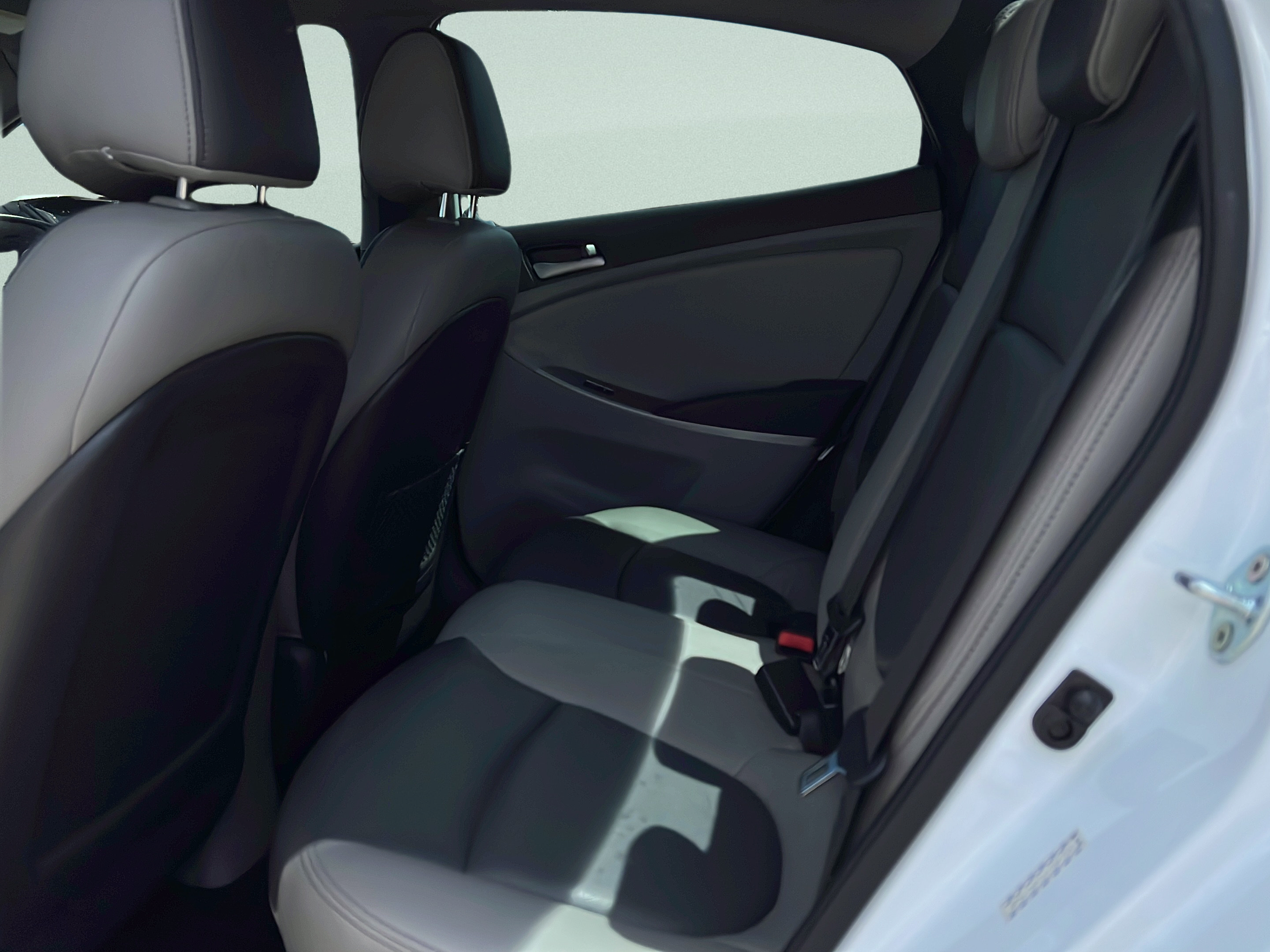 Used 2017 Hyundai Accent Value Edition FWD image 9