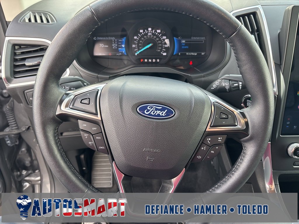 Used 2024 Ford Edge Titanium image 28
