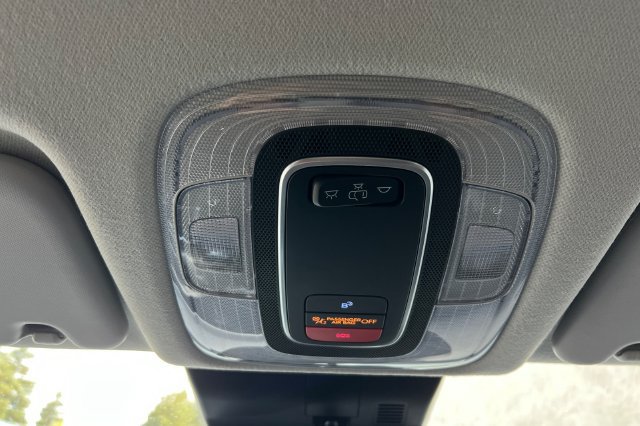 Used 2025 Hyundai Kona SEL AWD/4WD image 35