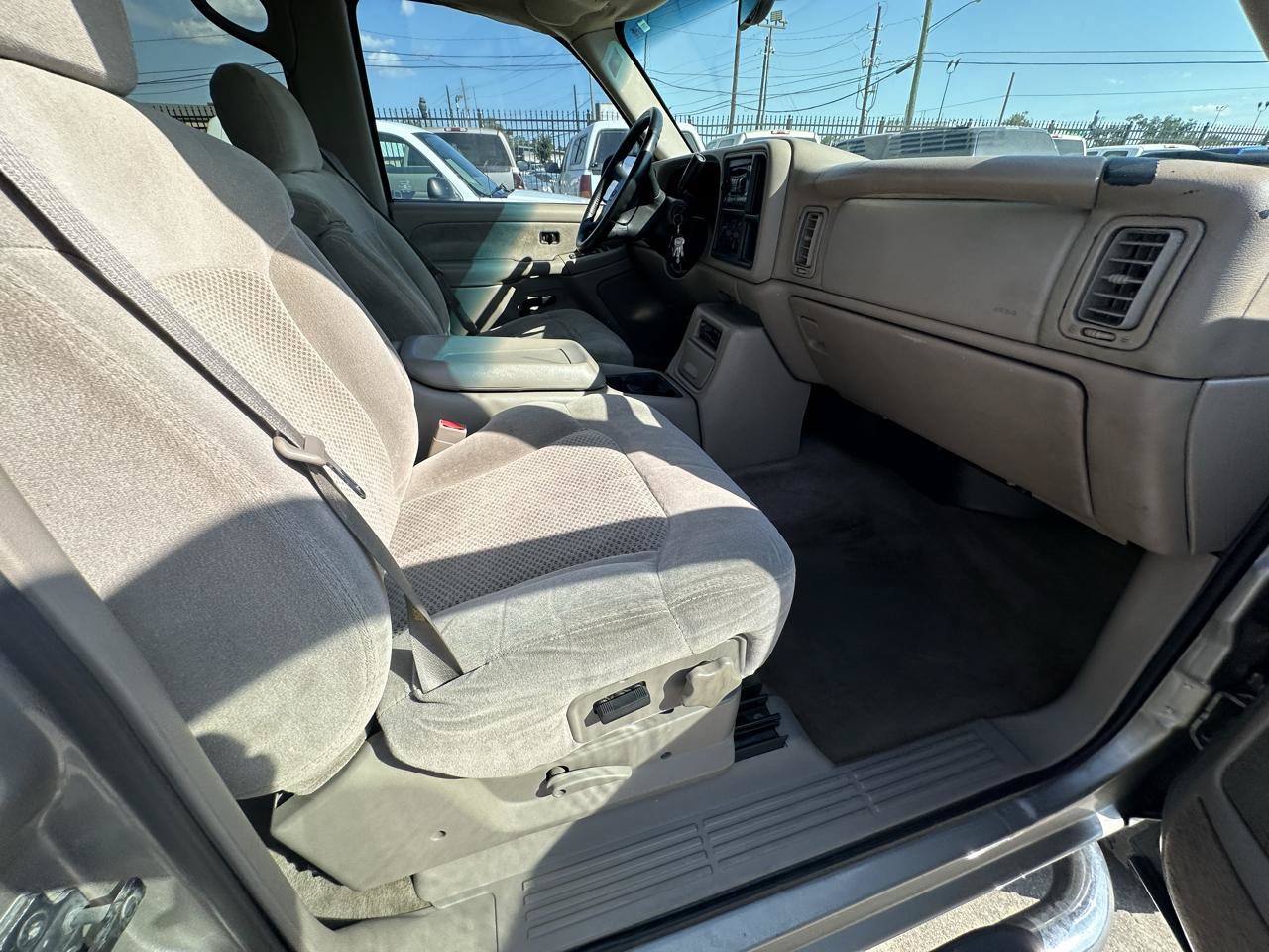Used 2002 Chevrolet Silverado 2500 LS w/ Electrical Convenience Pkg AWD/4WD image 64