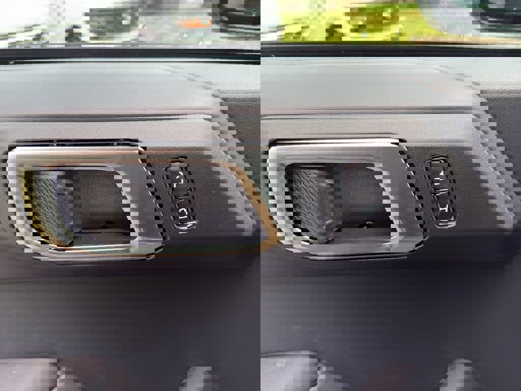 New 2025 Ford Bronco Outer Banks image 15