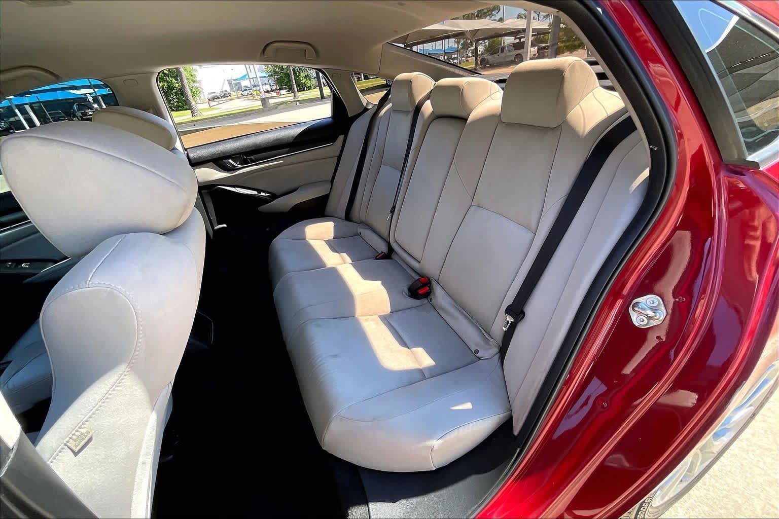 Used 2018 Honda Accord LX image 20