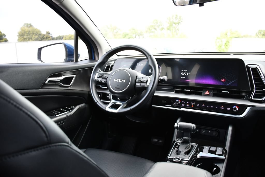 Used 2023 Kia Sportage EX FWD image 24