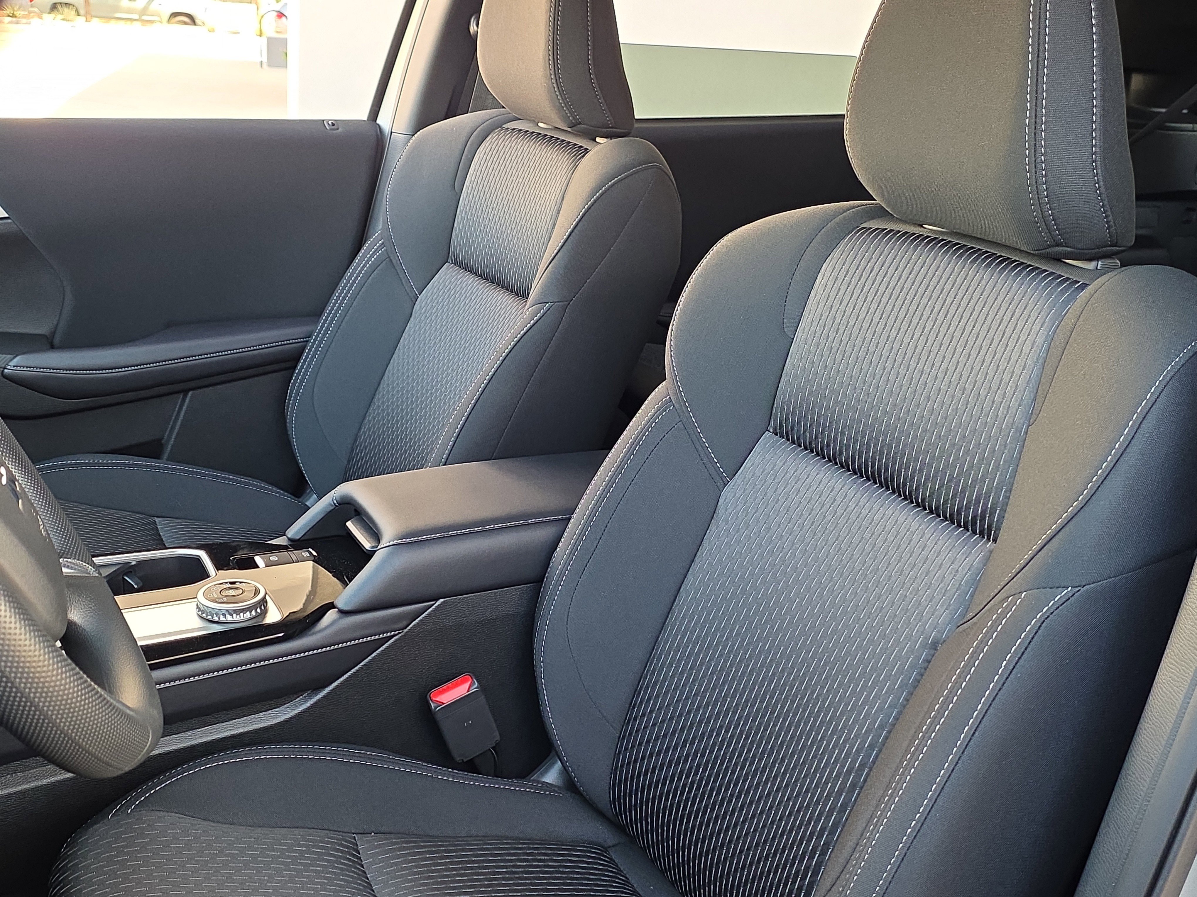 New 2026 Mitsubishi Outlander ES FWD image 13