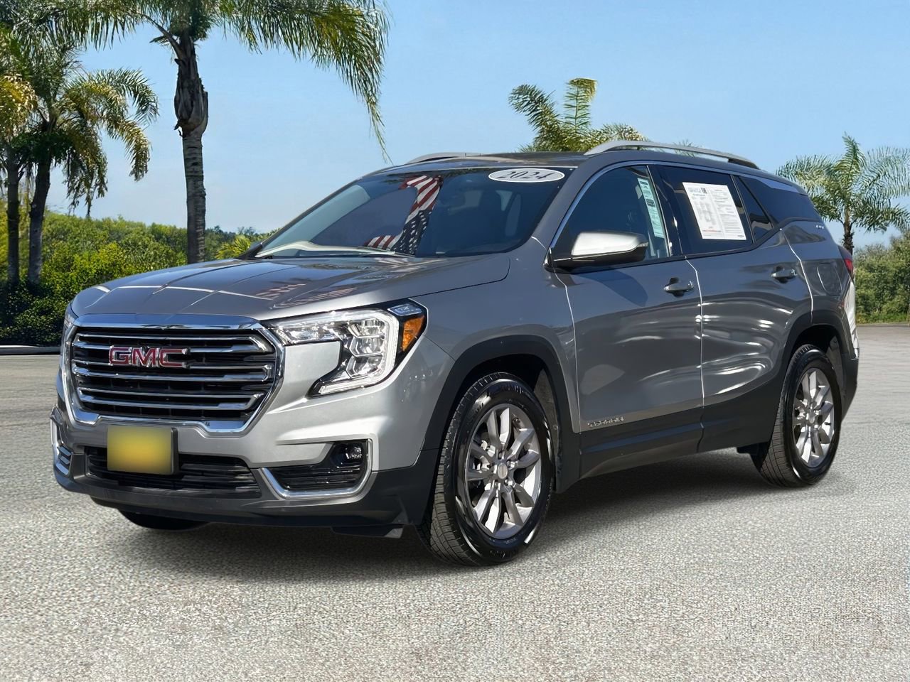 Used 2024 GMC Terrain SLT image 2