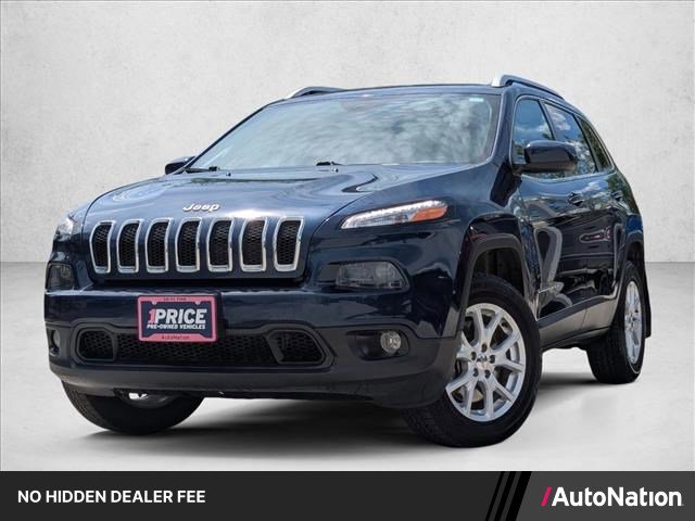 Used 2018 Jeep Cherokee Latitude w/ Cold Weather Group AWD/4WD image 1