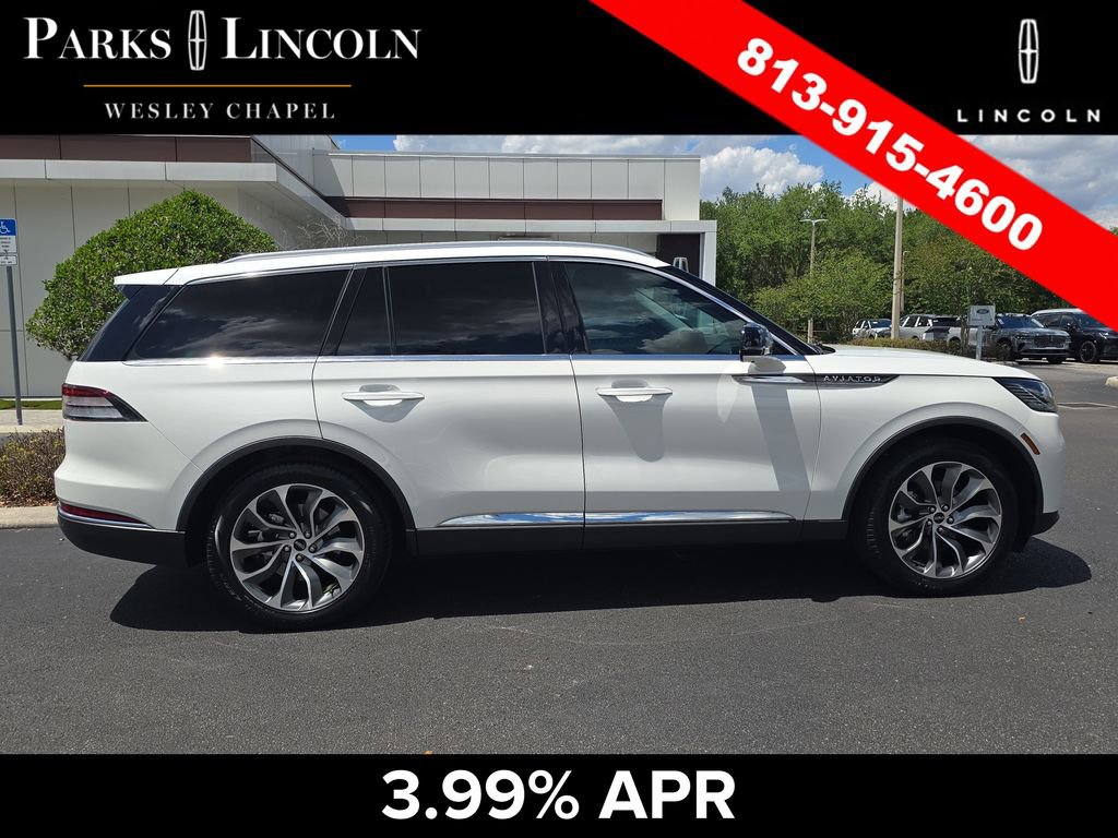 Certified 2025 Lincoln Aviator Reserve w/ Illumination Package RWD image 3