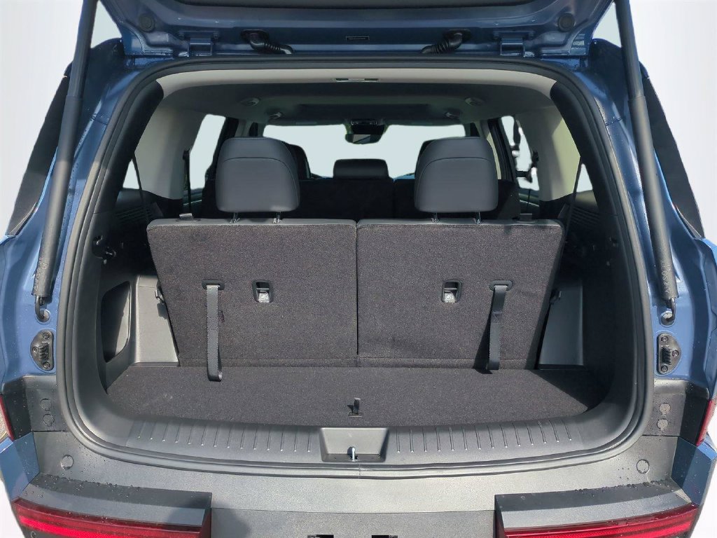 New 2027 Hyundai Santa Fe XRT AWD/4WD image 14