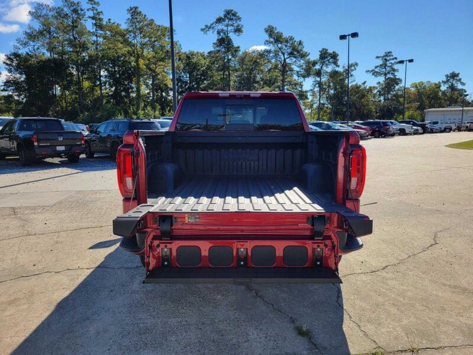 New 2026 GMC Sierra 1500 AT4 w/ AT4 Premium Package image 8