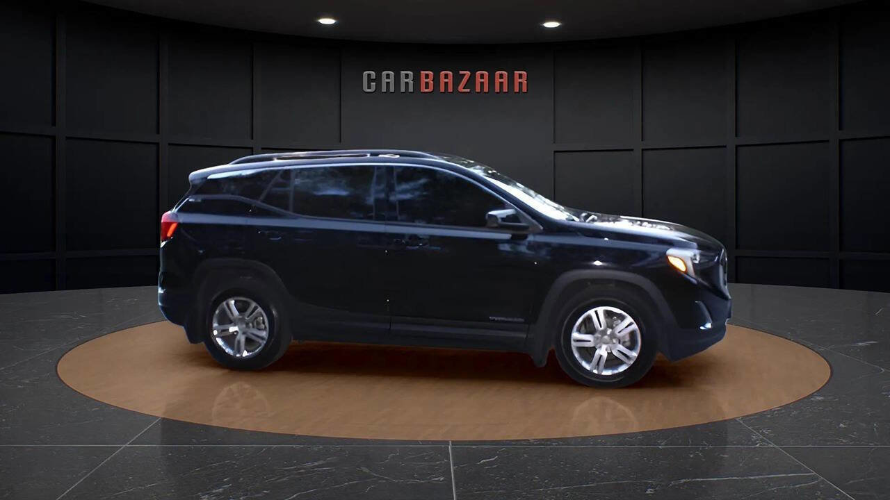 Used 2018 GMC Terrain SLE w/ Driver Convenience Package image 9