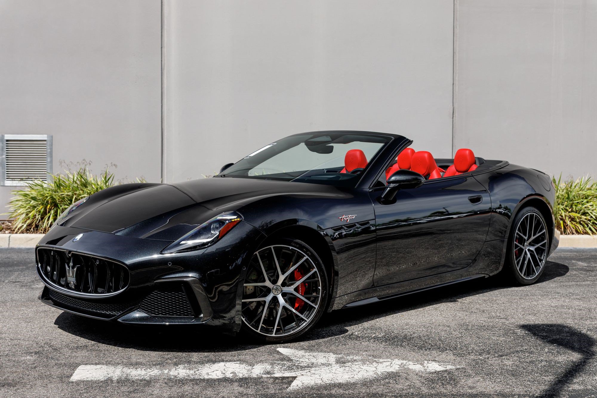 Used 2024 Maserati GranCabrio Trofeo AWD/4WD image 47