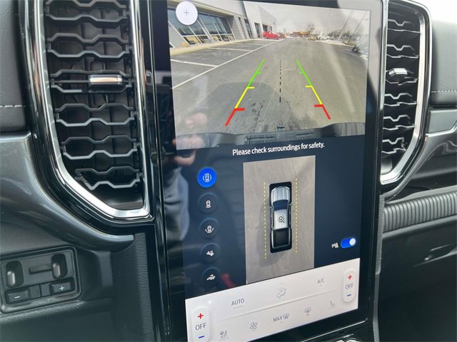 New 2026 Ford Ranger Lariat w/ FX4 Off-Road Package image 15