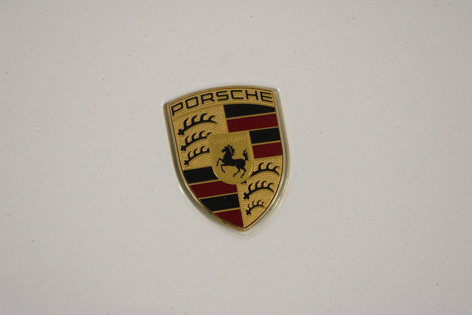 Certified 2022 Porsche Macan AWD/4WD image 29