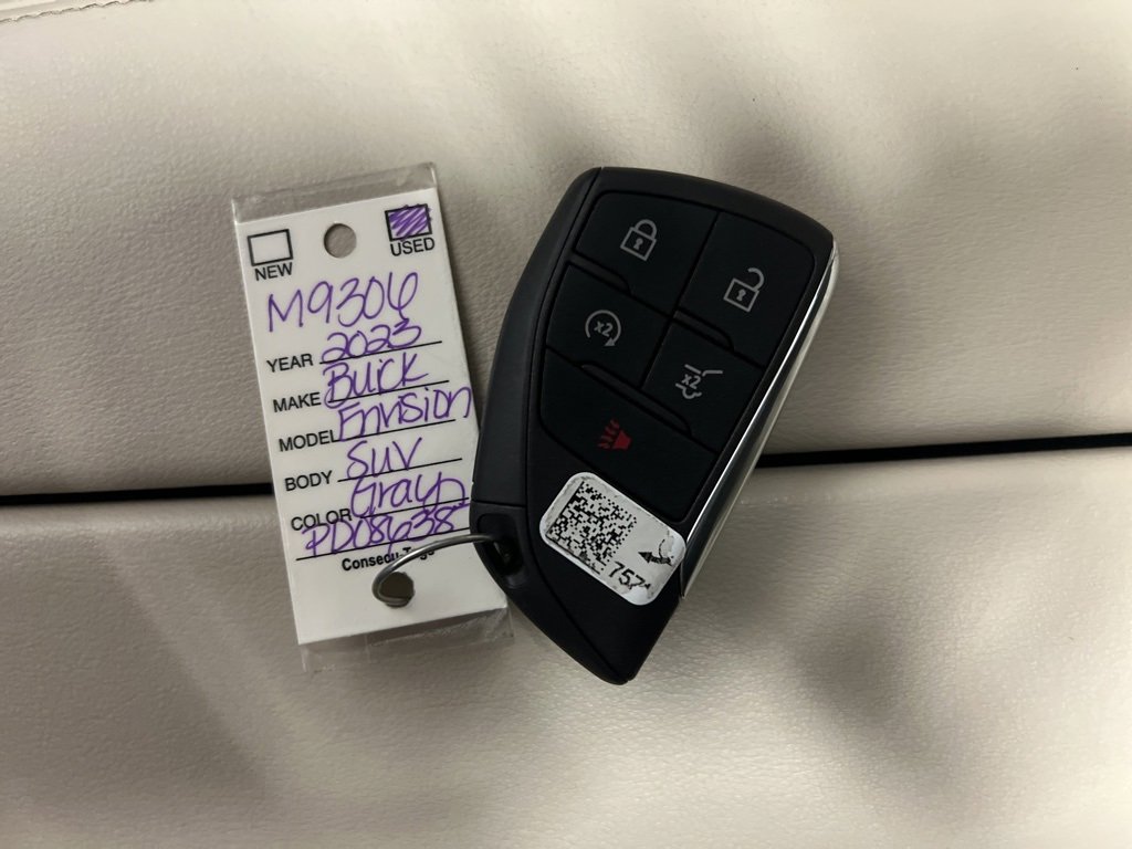 Certified 2023 Buick Envision Avenir image 21