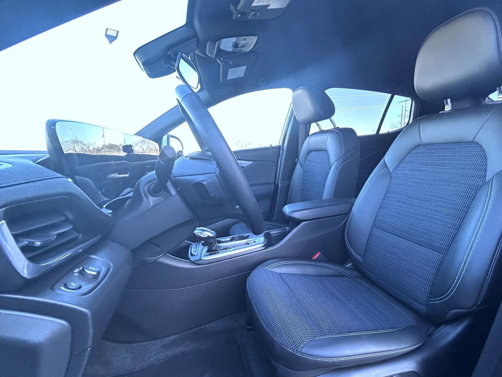 Certified 2024 Buick Envista Preferred w/ Convenience I Package image 10