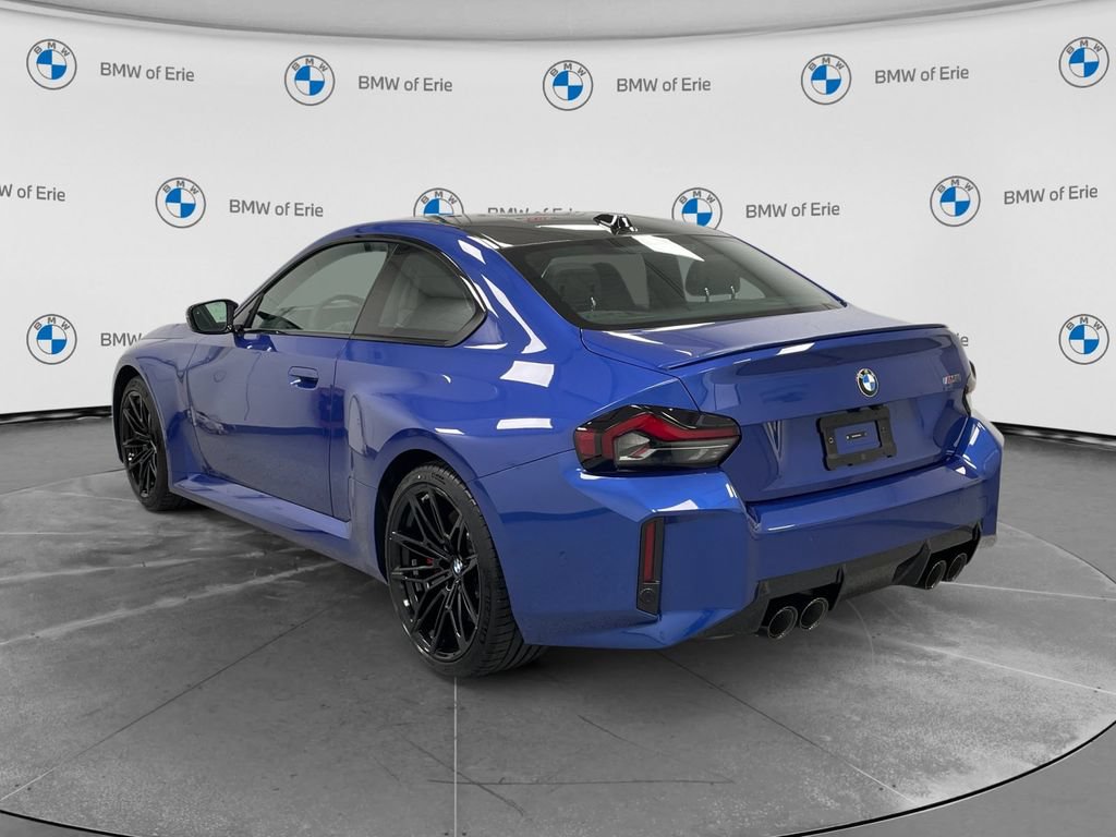 New 2026 BMW M2 w/ Lighting Package RWD image 2