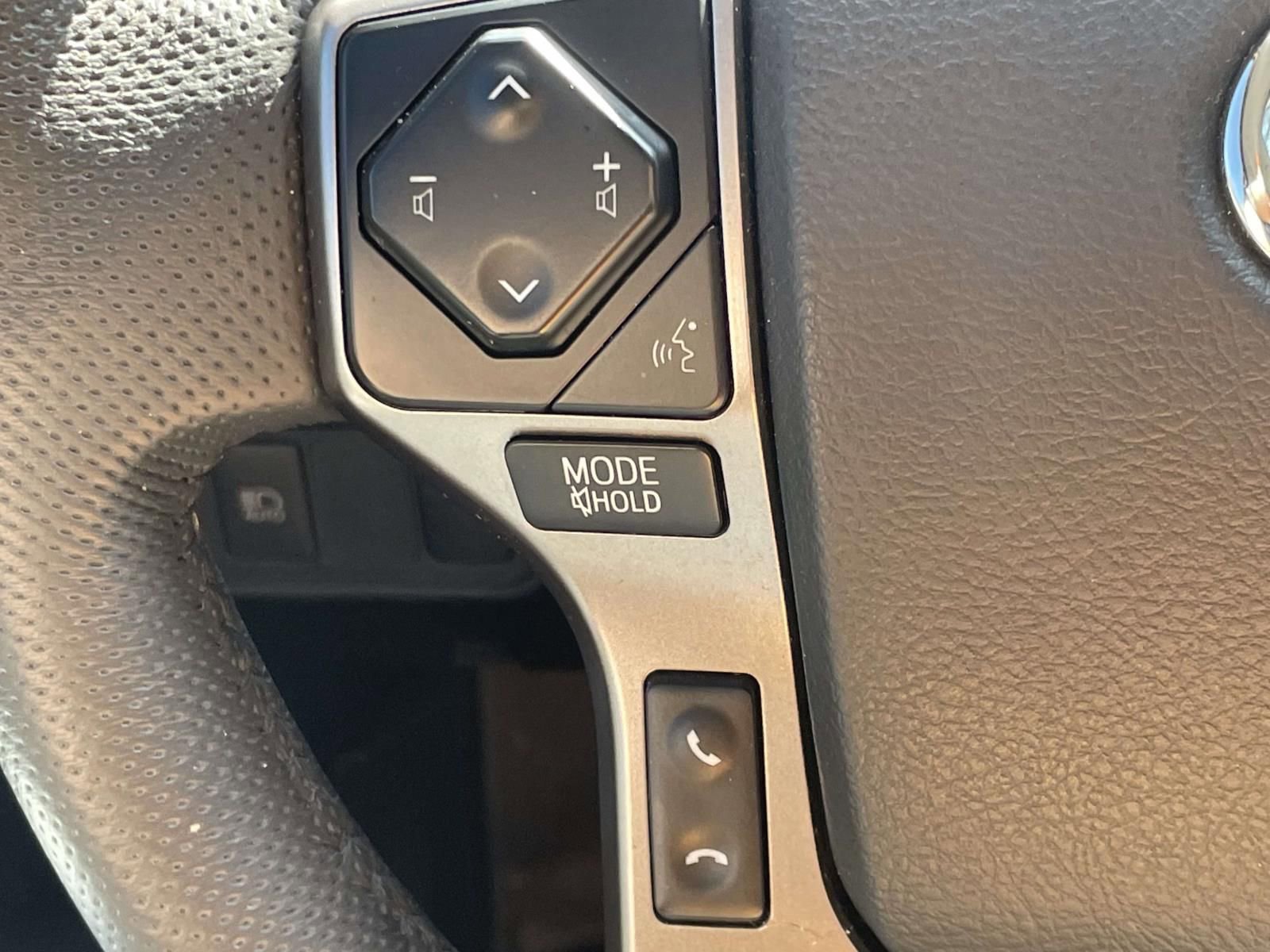 Used 2023 Toyota Tacoma SR5 w/ Technology Package image 27