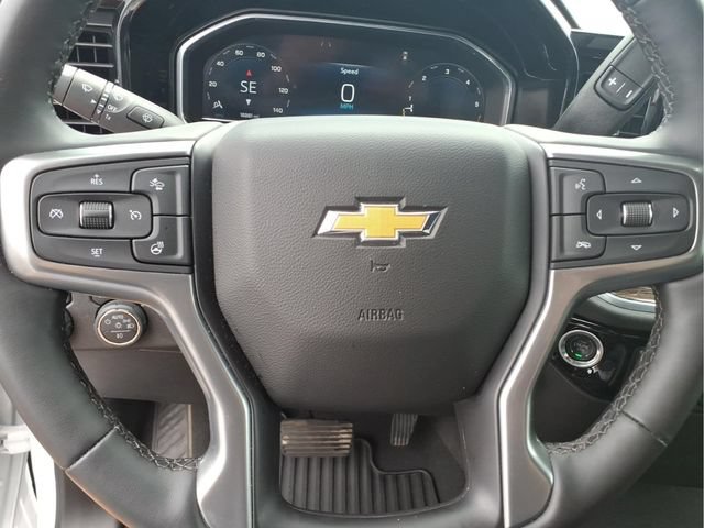 Used 2025 Chevrolet Silverado 2500 LT w/ Convenience Package AWD/4WD image 12