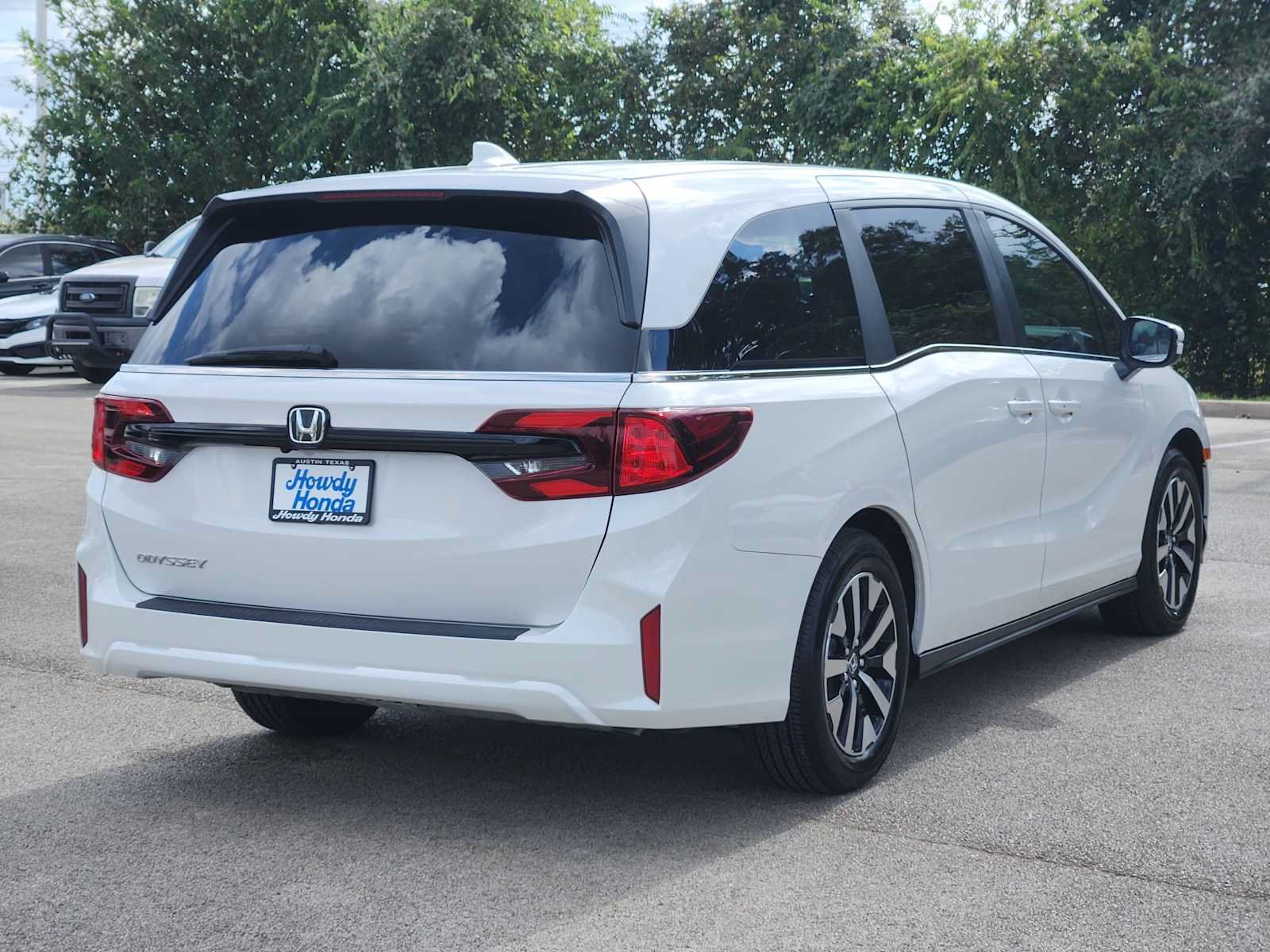 Certified 2026 Honda Odyssey EX-L image 5