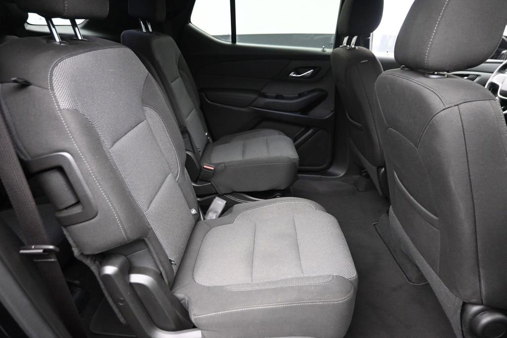Used 2023 Chevrolet Traverse LT AWD/4WD image 8
